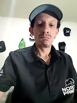 Snapshot of trebollhht chatting on 09-18-25, 05:09 trebollhht online show from 09-18-25, 05:09