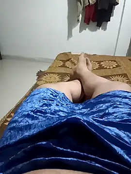 Snapshot of Unicorns74 chatting on 03-10-25, 01:43 Unicorns74 online show from 03-10-25, 01:43