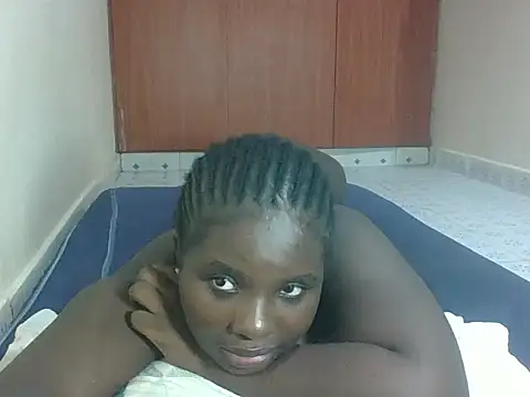 hotebbbyy online show from 04-22-26, 12:18