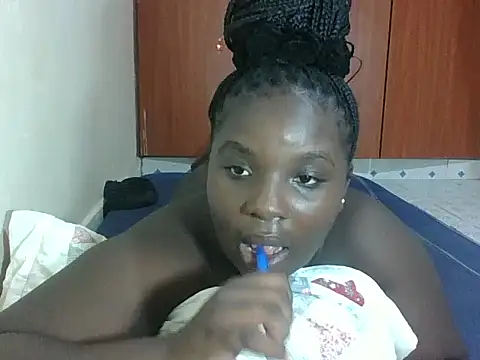 Snapshot of hotebbbyy chatting on 05-20-26, 05:52 hotebbbyy online show from 05-20-26, 05:52