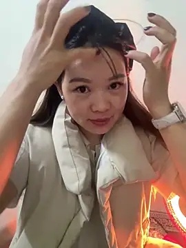 Hellen 111 online show from 02-03-25, 03:53