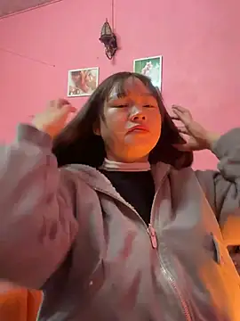 Hellen 111 online show from 02-12-25, 03:18