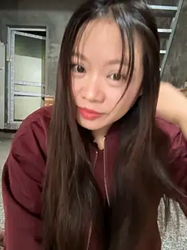 Hellen 111 online show from 10-08-25, 02:42