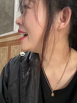 Hellen 111 online show from 10-14-25, 03:40