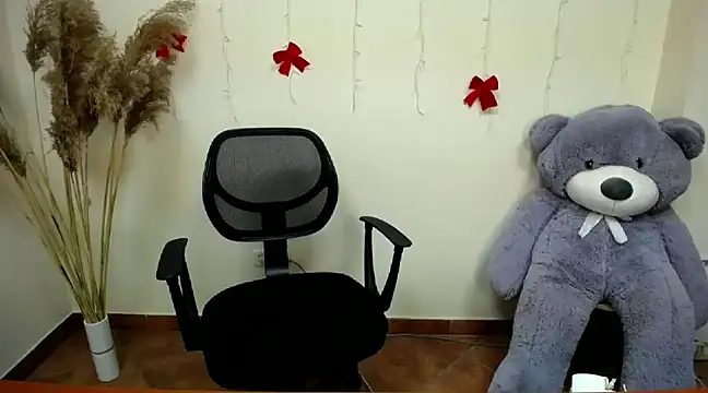  Annabelle Lee online show from 12-27-24, 10:34