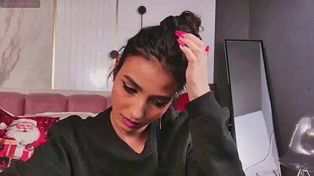 Snapshot of VanessaEllis chatting on 12-16-24, 10:34 VanessaEllis online show from 12-16-24, 10:34