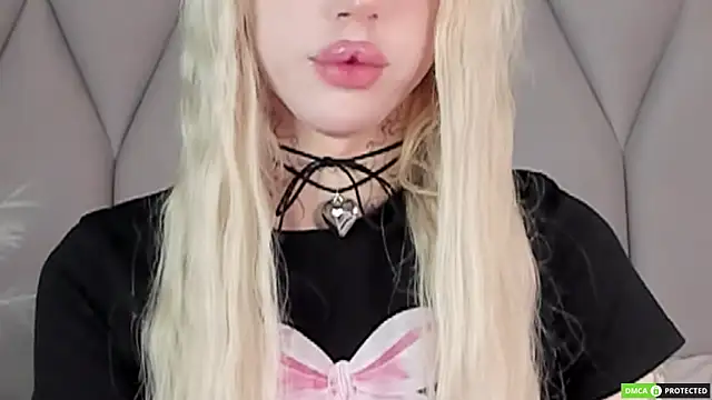 Snapshot of Joy_Barker chatting on 09-20-25, 08:37 Joy Barker online show from 09-20-25, 08:37