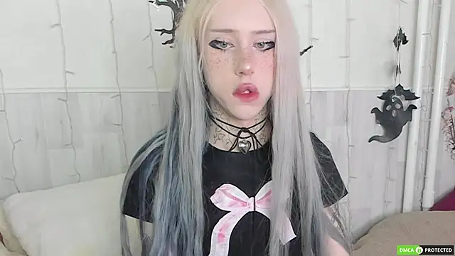 Snapshot of Joy_Barker chatting on 10-15-25, 08:36 Joy Barker online show from 10-15-25, 08:36