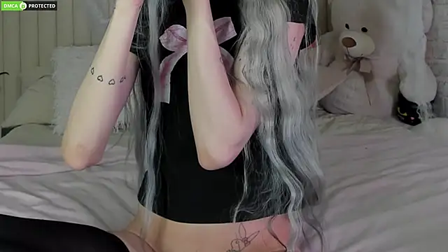 Snapshot of Joy_Barker chatting on 10-26-25, 03:23 Joy Barker online show from 10-26-25, 03:23