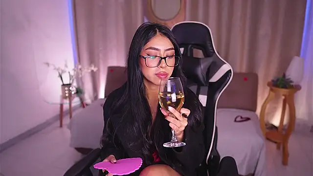 Sara albrecht online show from 02-14-25, 12:47