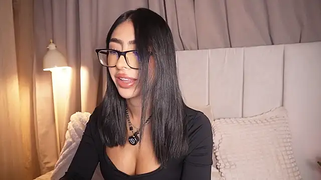 Sara albrecht online show from 03-04-26, 03:34