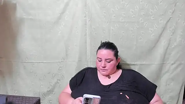 tetasgrandes karol online show from 12-21-25, 11:01