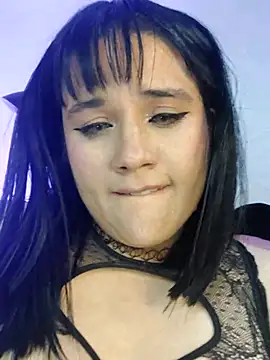 ItsNaiixa online show from 12-22-24, 03:33