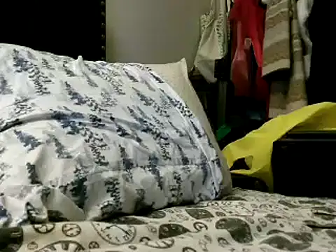 WHITEDAROSE online show from 02-24-25, 05:54