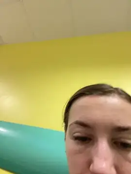 Snapshot of KateRedgar chatting on 02-25-25, 08:03 KateRedgar online show from 02-25-25, 08:03