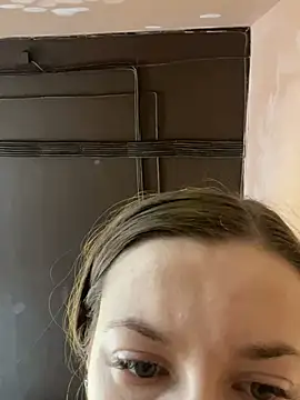 Snapshot of KateRedgar chatting on 03-03-25, 09:44 KateRedgar online show from 03-03-25, 09:44