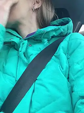 Snapshot of KateRedgar chatting on 03-07-25, 01:40 KateRedgar online show from 03-07-25, 01:40