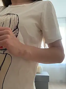 Snapshot of KateRedgar chatting on 09-09-25, 02:05 KateRedgar online show from 09-09-25, 02:05