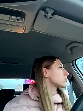 Snapshot of KateRedgar chatting on 11-13-25, 06:56 KateRedgar online show from 11-13-25, 06:56