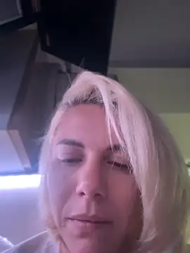 tanyagrey online show from 06-11-26, 06:00