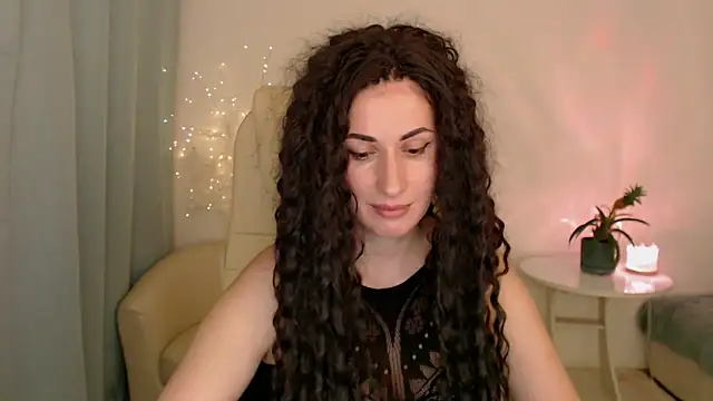 MaryMalory11 online show from 03-17-25, 04:11