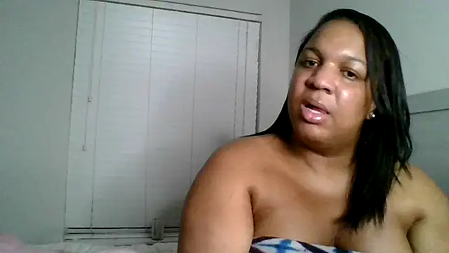 Snapshot of Badgirlbrittt chatting on 12-05-24, 01:58 Badgirlbrittt online show from 12-05-24, 01:58