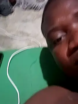 Snapshot of Algenis1232 chatting on 10-16-25, 05:30 Algenis1232 online show from 10-16-25, 05:30