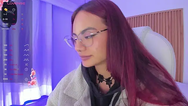 Snapshot of sophiecherry_ chatting on 02-08-25, 04:47 sophiecherry online show from 02-08-25, 04:47