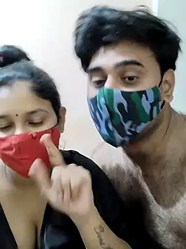 Snapshot of IND_COUPLE1 chatting on 12-17-24, 03:28 IND COUPLE1 online show from 12-17-24, 03:28