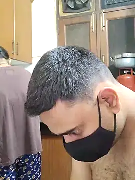 Snapshot of IND_COUPLE1 chatting on 02-21-25, 03:43 IND COUPLE1 online show from 02-21-25, 03:43