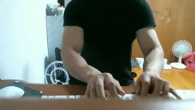 Stellan 0412 online show from 04-23-26, 04:31