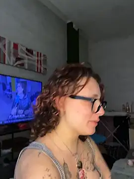 Hawitxui online show from 02-08-26, 04:10