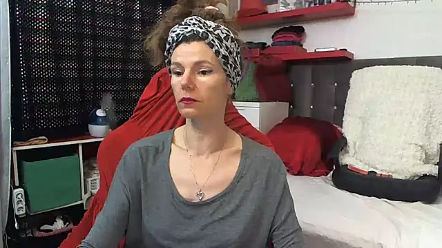 kellyterapy online show from 02-11-25, 06:44