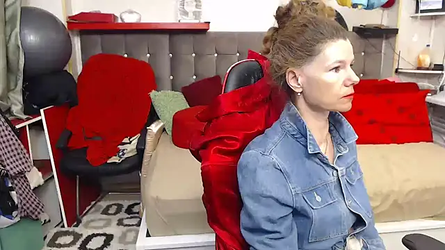 kellyterapy online show from 10-05-25, 04:00