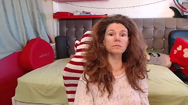 kellyterapy online show from 11-24-25, 09:42