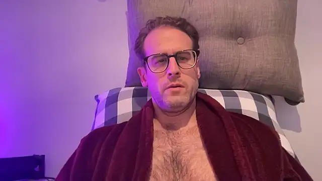 Snapshot of StarrMan99 chatting on 12-27-24, 07:46 StarrMan99 online show from 12-27-24, 07:46