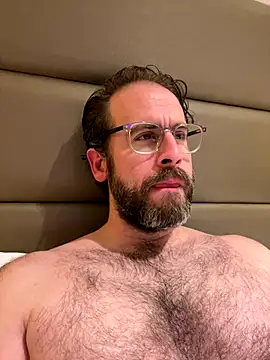 Snapshot of StarrMan99 chatting on 12-14-25, 07:07 StarrMan99 online show from 12-14-25, 07:07