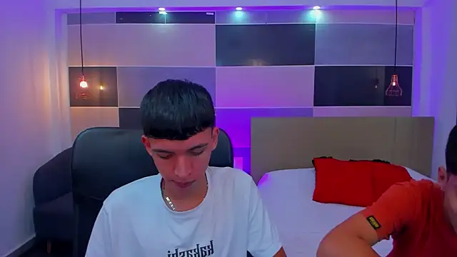 Juan Nd Steven online show from 02-21-25, 04:18