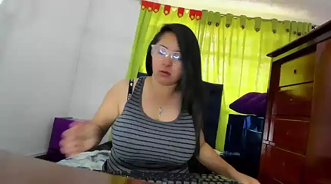  Angelinaandrade  online show from 01-07-25, 07:59