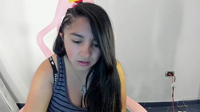  Angelinaandrade  online show from 03-10-25, 02:16