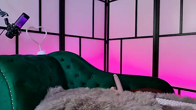 Allys secret online show from 03-06-25, 01:14