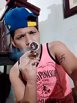 Alonsomadeira online show from 05-17-26, 12:23