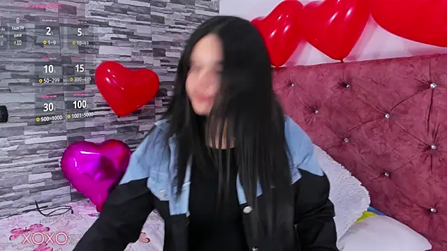 Snapshot of skyhotgirll chatting on 02-14-25, 08:15 skyhotgirll online show from 02-14-25, 08:15