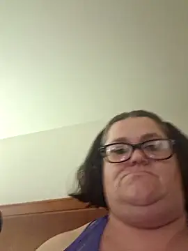 Snapshot of mcv131985 chatting on 12-31-24, 12:57 mcv131985 online show from 12-31-24, 12:57