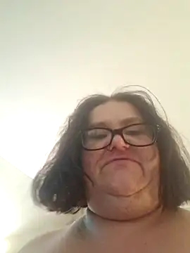 Snapshot of mcv131985 chatting on 01-15-25, 03:11 mcv131985 online show from 01-15-25, 03:11