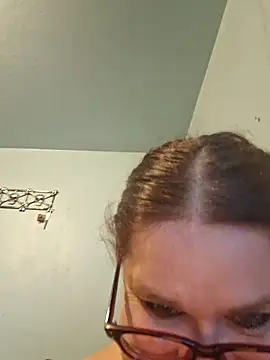 Snapshot of mcv131985 chatting on 01-27-25, 06:52 mcv131985 online show from 01-27-25, 06:52