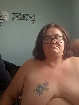 Snapshot of mcv131985 chatting on 02-04-25, 08:17 mcv131985 online show from 02-04-25, 08:17