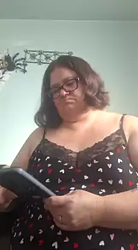 Snapshot of mcv131985 chatting on 02-06-25, 05:09 mcv131985 online show from 02-06-25, 05:09