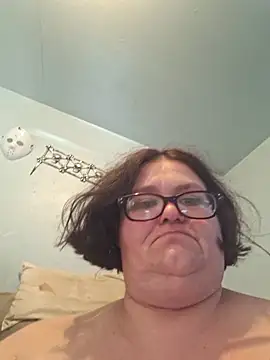 Snapshot of mcv131985 chatting on 03-08-25, 07:53 mcv131985 online show from 03-08-25, 07:53