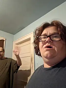 Snapshot of mcv131985 chatting on 09-17-25, 08:05 mcv131985 online show from 09-17-25, 08:05